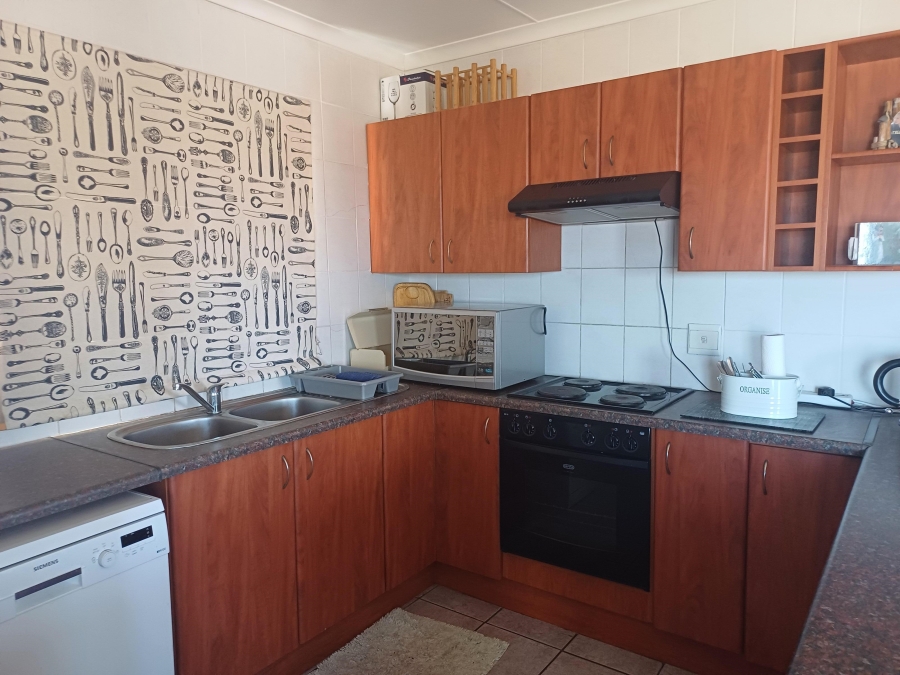 3 Bedroom Property for Sale in Menkenkop Western Cape